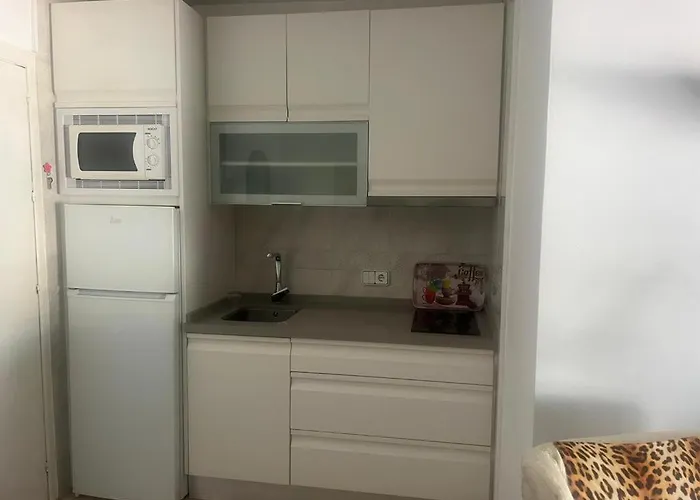 Piso 1 * フエンヒロラ